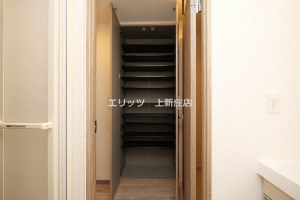 コンフォリア新梅田の物件内観写真